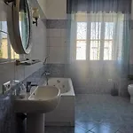 Διαμέρισμα L'oasi Di Angela2 *